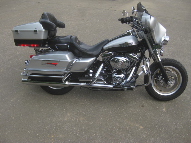 2003 Harley Davidson  FLHTCI Electra Glide Classic Anniversary 