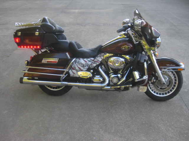 2011 Harley Davidson  FLHTCU Electra Glide Ultra Classic 